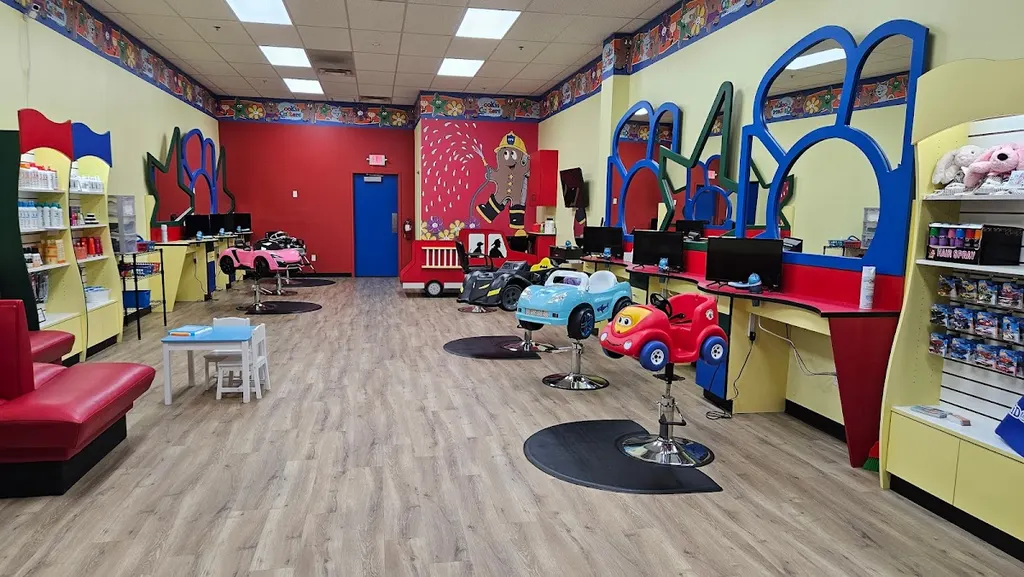 Cookie Cutters Haircuts for Kids - Grandville — Hair salon in Grandville